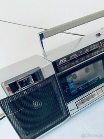 Radiomagnetofon JVC PC 30, rok 1985 - 2