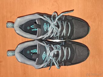 Turistická obuv Umbro 41 - 2