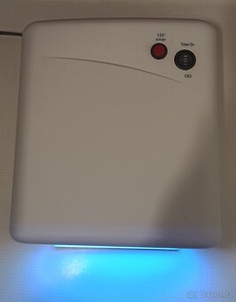 UW lampa+zdarma sada na gelové nehty - 2