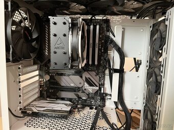 Intel 11700K/32GB ram/MSI tomahawk/Bequiet 500DX/550W - 2