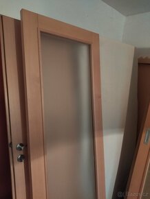 posuvné dveře 75 cm dýha buk celosklo - 2