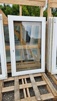 Okno PVC - 910x1450mm - STARŠÍ - 2