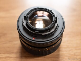 Carl Zeiss Planar 50/1,4 T Y/C - 2