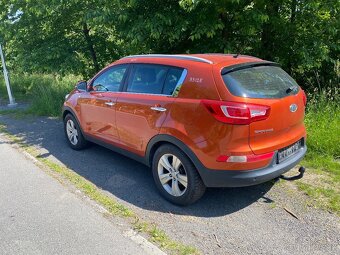 Prodám: Kia Sportage ,2012,NEMÁ TP , poškozený VIN - 2