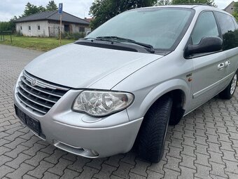 Chrysler voyager - 2