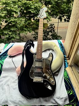 Elektrická kytara Fender Squier Stratocaster - 2