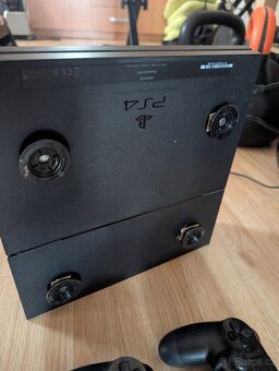 PlayStation 4,1 TB úložiště, Blu-Ray verze - 2