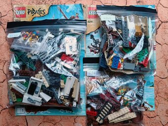 LEGO Piráti 6242, 6241 a 6240 - 2
