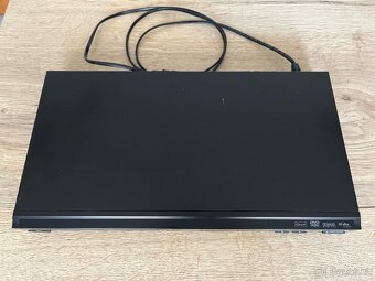 DVD přehrávač Panasonic DVD-S33 - 2