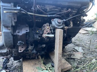 Motor 2,8 + převodovka PF1 AA 027 - 2