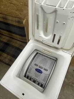 Pračka značky Electrolux - 2