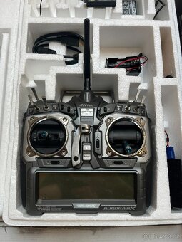 Hitec AURORA 9X 9-kanálová 2.4GHz vysílačka - 2