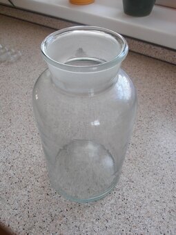 laboratorní sklo - 2