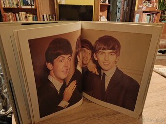 Dětské a knihy pro dospělé, Beatles , Karel Čapek - 2