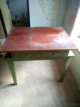 Stul, stolička, konev na mléko - 2