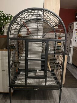 Prodám klec, voliéru pro větší papoušky - 2