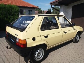 ŠKODA FAVORIT 135 L - 2