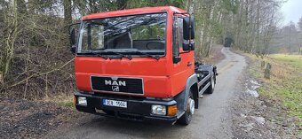 MAN L2000 hákový nosič kontejnerů - 2