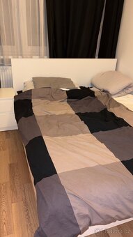 Dvoulůžková postel 160x200 cm - 2