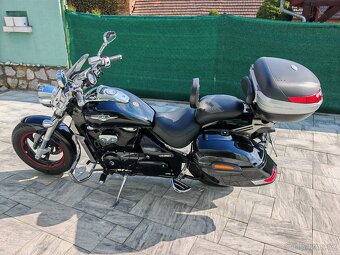 Suzuki Intruder M800 - 2