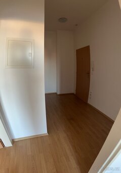 Nabízíme pronájem pěkného bytu 2+kk (40m2) v centru Náchoda - 2