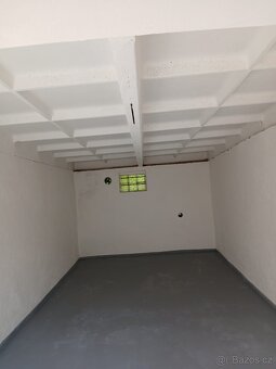 GARÁŽ ZREKONSTRUOVANÁ PRAHA 10 ZÁBĚHLICE - 2
