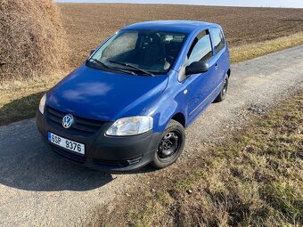 Volkswagen FOX - 2