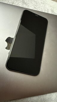 Apple iPhone 11 64gb - 2