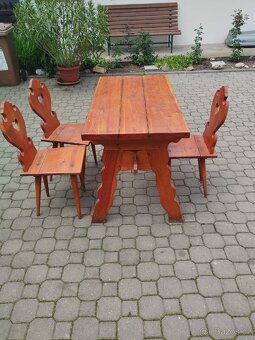 Stůl a židle - 2