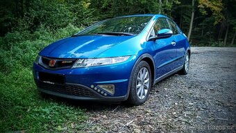 Honda Civic 1.8 i-vtec - 2