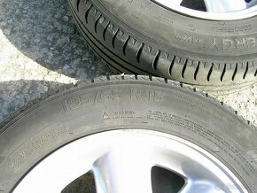 AL kola orig. OPEL 15" ET 33, pneu Michelin 195/65/15 - 2