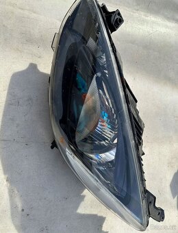 Mazda 2 DE, levé přední světlo - 2