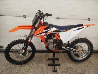 KTM 450 SX-F 2022 74mh + nové díly - 2
