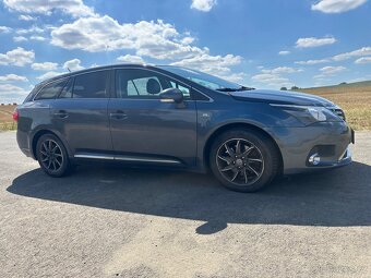 Toyota avensis - 2