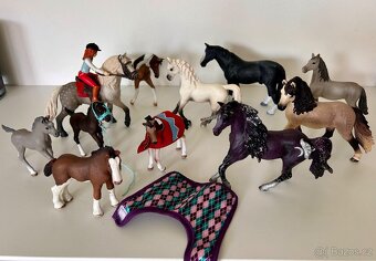 Koně Schleich - 2