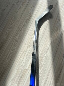 Hokejka CCM Ribcor Trigger 10 pro INT - 2