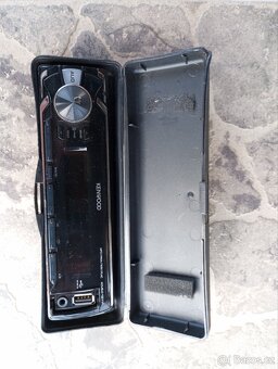 Prodám autorádio Keenwood - 2