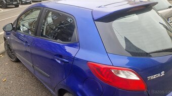 Mazda 2, 1.3 63kW rok 2008, nejeto poctivých 270, stk 7/2027 - 2