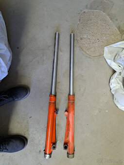 Přední vidle pro KTM 250/400 - 2