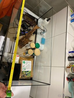Prodám akvárium / želvarium po želvě. - 2