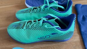 Dětské kopačky a chrániče - 2