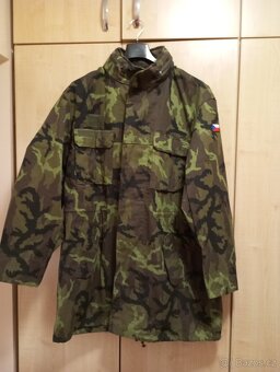 Vojenské maskáče a další vojenské oděvní součástky - 2