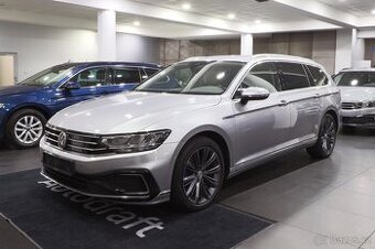 VW Passat GTE Variant 1.4 TSI 160kW DSG - záruka Autodraft - 2