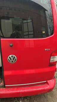 Křídlová vrata - Transporter T5 - 2