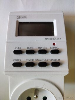 Digitální spínací zásuvka - 2