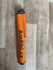 Amfibi plovouci drzak akcnich kamer - 2