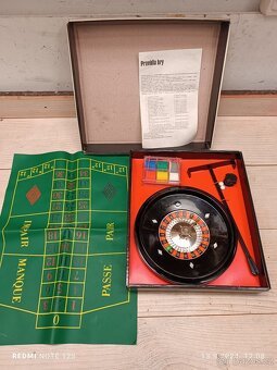 Retro stará hra ruleta - 2