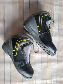 Dětské boty na běžky vel.: 36 - 2