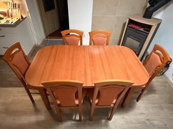 Jídelní stůl + židle - 2