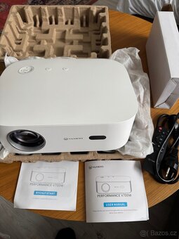 VANKYO PERFORMANCE V700W Projektor - 2